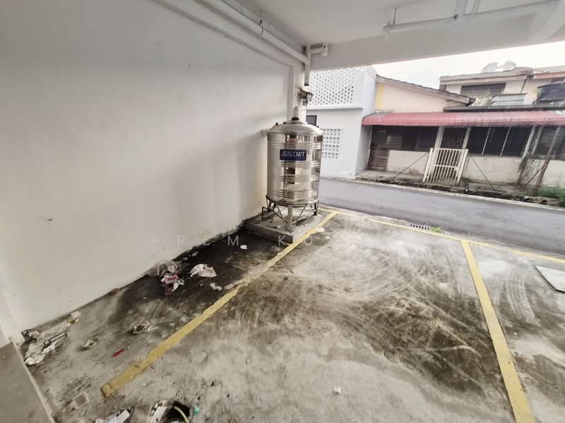 Shop for Rent in Taman Overseas Union (Taman Oug) (Jalan Klang Lama (Old Klang Road)) - Prem Kumar - Exterior - PropertyGuru.com.my