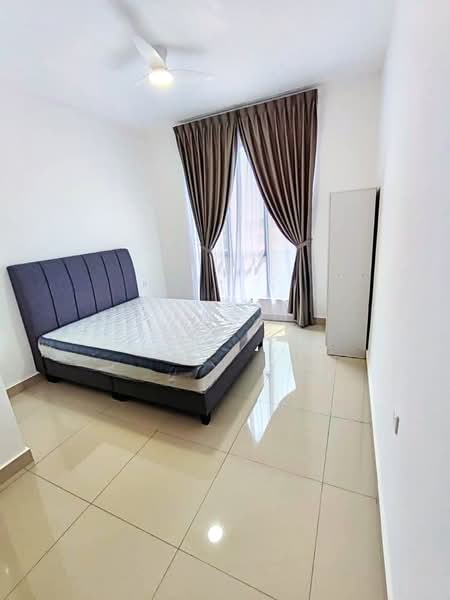 Service Residence for Sale at Veranda Residence - Sam . - Bedroom - PropertyGuru.com.my