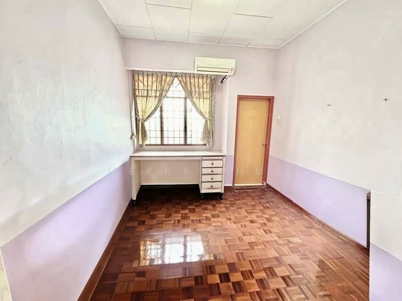 2-storey Terraced House for Sale in Taman Johor Jaya (Johor Bahru) - Merry Chua - Interior - PropertyGuru.com.my
