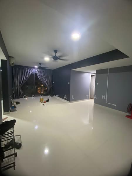 Kondominium untuk Dijual di Bora Residences - Crystal Tan - Living Room - PropertyGuru.com.my