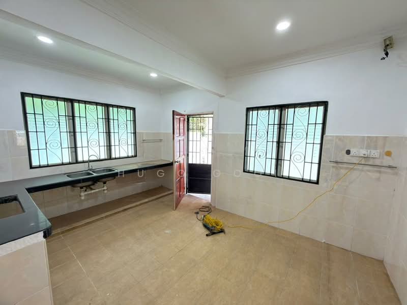 Bungalow for Rent in Ampang (Selangor) - Hugo Gooi - Kitchen - PropertyGuru.com.my
