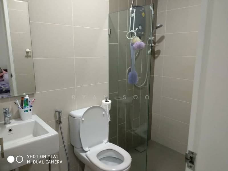 Service Residence for Sale at H2O Residences - Ryan Soo - Bathroom - PropertyGuru.com.my