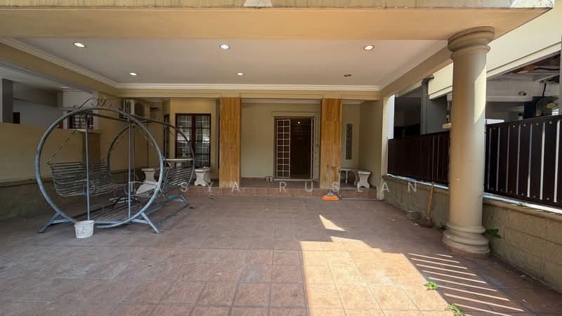 Rumah Teres 2 Tingkat untuk Dijual di Bukit Jelutong (Shah Alam) - Tasya Ruslan - Exterior - PropertyGuru.com.my
