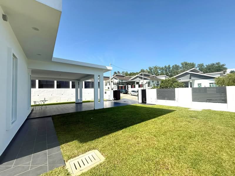 Bungalow for Sale in Sungai Merab (Dengkil) - Firdaus Husin - Exterior - PropertyGuru.com.my
