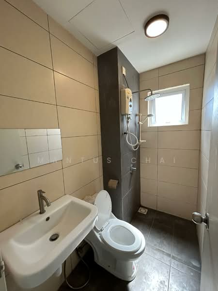 Condominium for Sale at The Holmes 1 - Mantus Chai - Bathroom - PropertyGuru.com.my