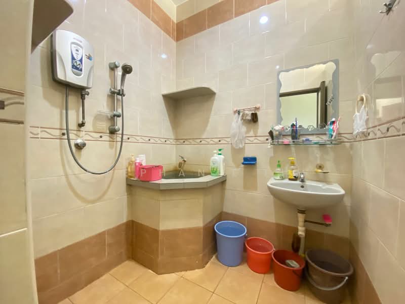 Rumah Teres 1 Tingkat untuk Dijual di Tanjung Tokong (Penang) - Stephanie Lim - Bathroom - PropertyGuru.com.my