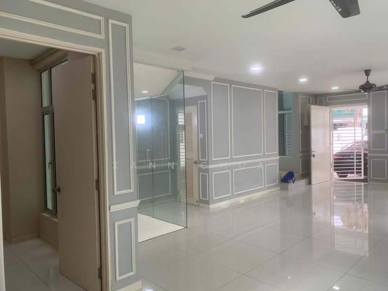 2-storey Terraced House for Rent in Bandar Putra Permai (Seri Kembangan) - Xann Chua - Living Room - PropertyGuru.com.my