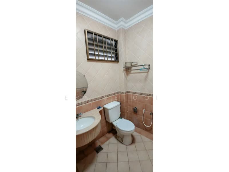 Rumah Teres 3 Tingkat untuk Dijual di Bukit Jambul (Penang) - Elaine Ooi - Bathroom - PropertyGuru.com.my