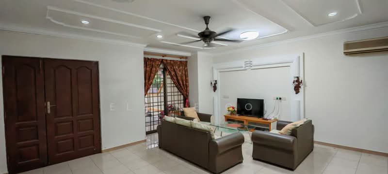 Rumah Teres 3 Tingkat untuk Dijual di Bukit Jambul (Penang) - Elaine Ooi - Living Room - PropertyGuru.com.my