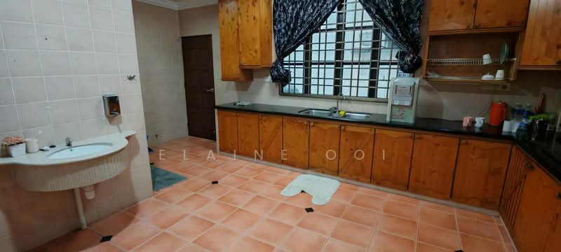 Rumah Teres 3 Tingkat untuk Dijual di Bukit Jambul (Penang) - Elaine Ooi - Kitchen - PropertyGuru.com.my