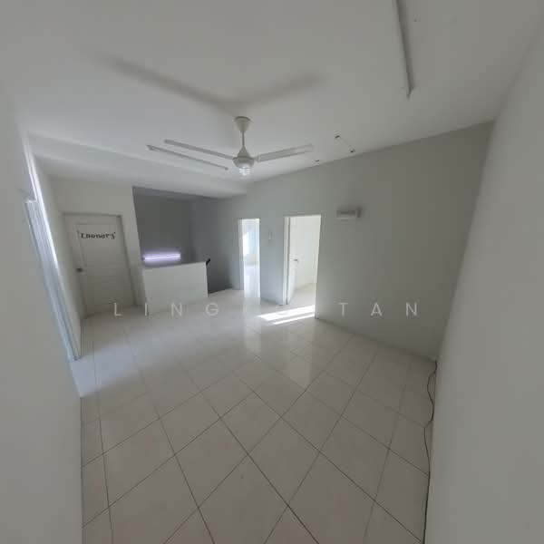 Townhouse for Rent in Sitiawan (Perak) - Lingko Tan - Living Room  - PropertyGuru.com.my