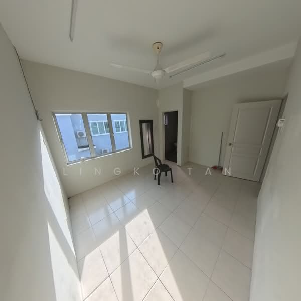 Townhouse for Rent in Sitiawan (Perak) - Lingko Tan - Bedroom  - PropertyGuru.com.my
