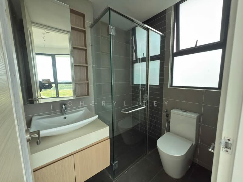 Service Residence for Sale at The M @ Medini Macrolink - Cheryl Tey - Bathroom - PropertyGuru.com.my
