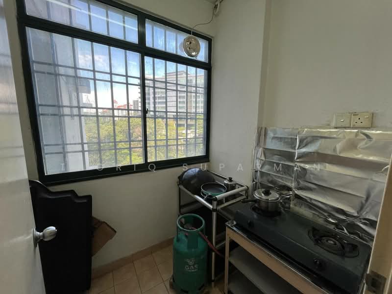 Condominium for Sale at Changkat View - Thoriq Suparman - Kitchen - PropertyGuru.com.my
