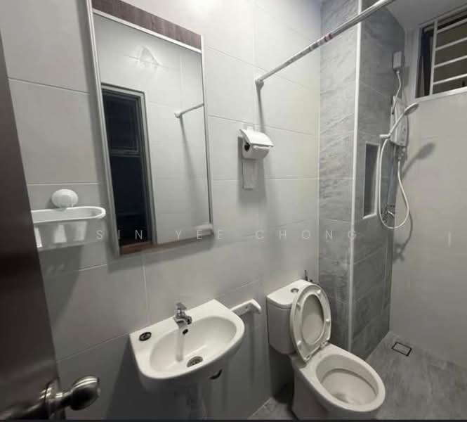 Kondominium untuk Disewa di KSL Residence 2 @ Kangkar Tebrau - Sin Yee Chong - Bathroom - PropertyGuru.com.my