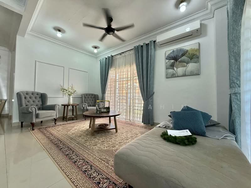 Semi-Detached House for Sale in Bukit Bandaraya (Shah Alam) - Hawa Ibrahim - Living Room - PropertyGuru.com.my