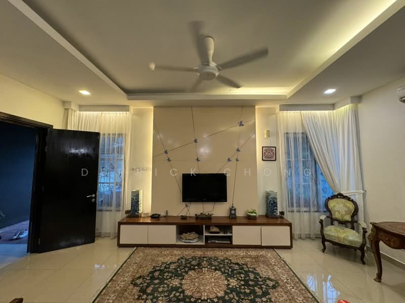 Bungalow House untuk Dijual di Batu 9 (Cheras) - Derrick Chong - Living Room - PropertyGuru.com.my