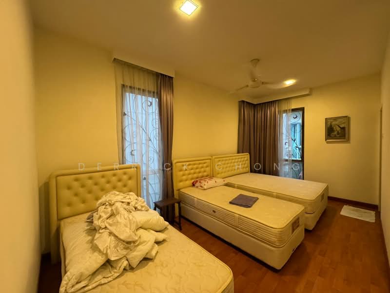 Bungalow House untuk Dijual di Batu 9 (Cheras) - Derrick Chong - Bedroom - PropertyGuru.com.my