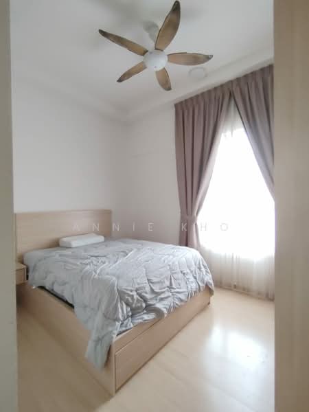 Service Residence for Sale at Gravit8, Klang - Annie Kho - Bedroom - PropertyGuru.com.my