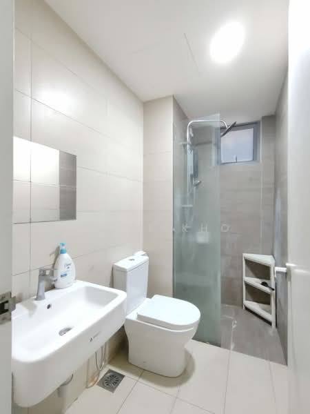 Service Residence for Sale at Gravit8, Klang - Annie Kho - Bathroom - PropertyGuru.com.my