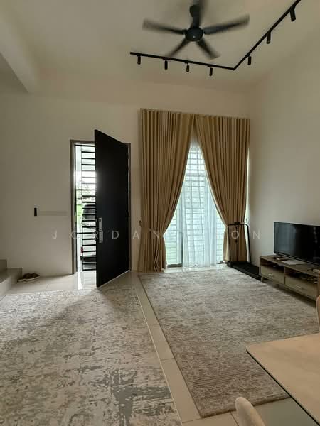 Rumah Teres 2 Tingkat untuk Dijual di Hijauan Hills (Simpang Ampat) - Jordan Voon - Living Room - PropertyGuru.com.my