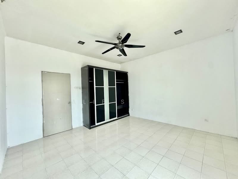 2-storey Terraced House for Sale in Sungai Buloh (Selangor) - Alif Saad - PropertyGuru.com.my