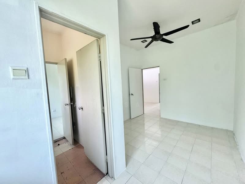 2-storey Terraced House for Sale in Sungai Buloh (Selangor) - Alif Saad - PropertyGuru.com.my