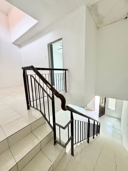 2-storey Terraced House for Sale in Sungai Buloh (Selangor) - Alif Saad - PropertyGuru.com.my