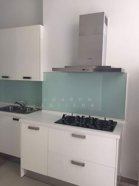 Kondominium untuk Dijual di Tropicana Grande - Sharon Ealiana - Kitchen - PropertyGuru.com.my