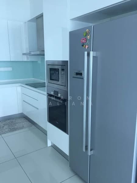 Kondominium untuk Dijual di Tropicana Grande - Sharon Ealiana - Kitchen - PropertyGuru.com.my