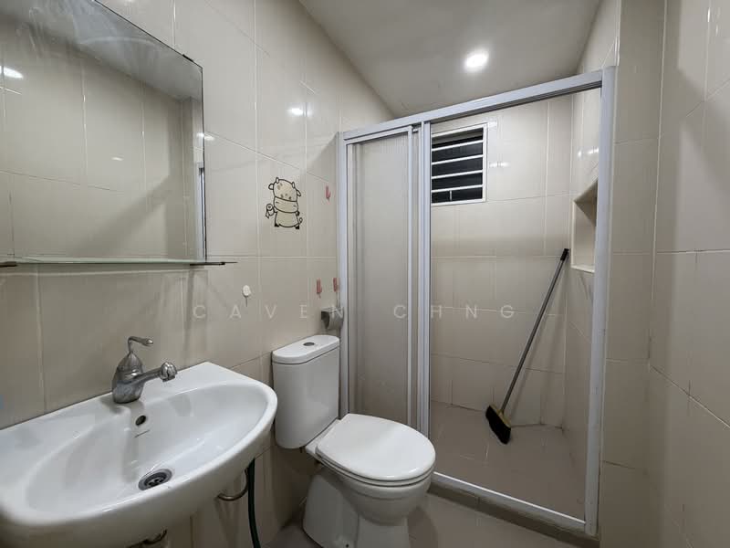 Service Residence for Sale at OUG Parklane - Caven Chng - Bathroom - PropertyGuru.com.my