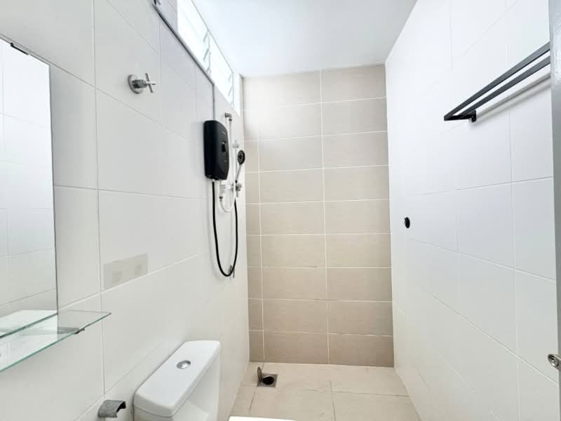 2-storey Terraced House for Sale in Dengkil (Selangor) - Mohd Faizal - Bathroom - PropertyGuru.com.my