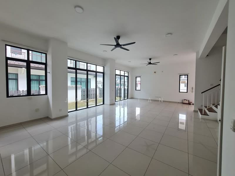 Cluster House for Rent in Eco Majestic (Semenyih) - Jasper Tan - Living Room - PropertyGuru.com.my