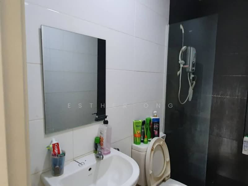 Servis Apartment untuk Dijual di Paramount Utropolis - Esther Ong - Bathroom - PropertyGuru.com.my