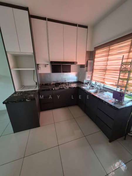 Townhouse for Rent in Kuala Selangor (Selangor) - May Lee - Kitchen - PropertyGuru.com.my