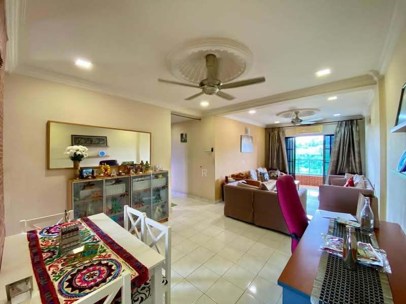 Apartment for Sale at Pangsapuri Permata - Tasya Ruslan - Living Room - PropertyGuru.com.my