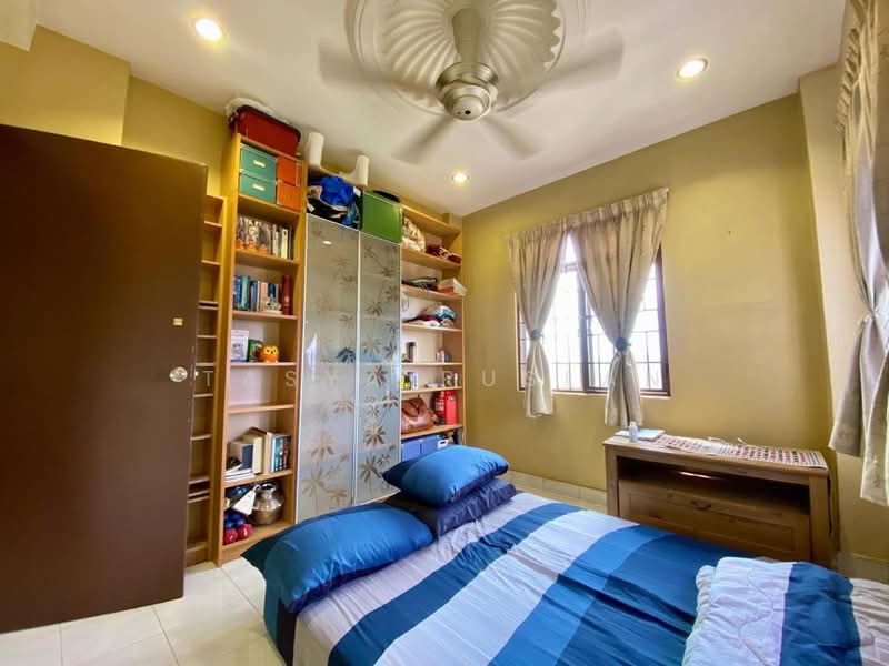 Apartment for Sale at Pangsapuri Permata - Tasya Ruslan - Bedroom - PropertyGuru.com.my