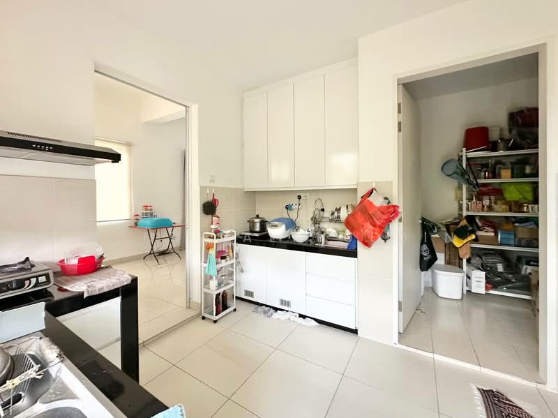 Semi-Detached House for Sale in Semenyih (Selangor) - Muhd Salehuddin - Kitchen - PropertyGuru.com.my