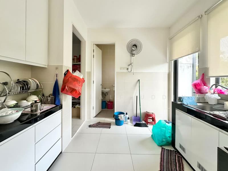 Semi-Detached House for Sale in Semenyih (Selangor) - Muhd Salehuddin - Kitchen - PropertyGuru.com.my