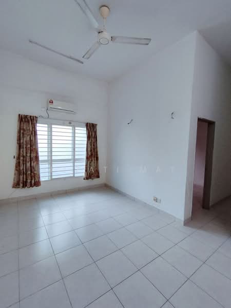 Apartment for Sale at Suria Permai - Izzati Mat - Living Room - PropertyGuru.com.my