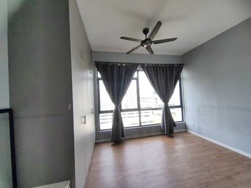 Service Residence for Sale at Paramount Utropolis - Esther Ong - Bedroom - PropertyGuru.com.my
