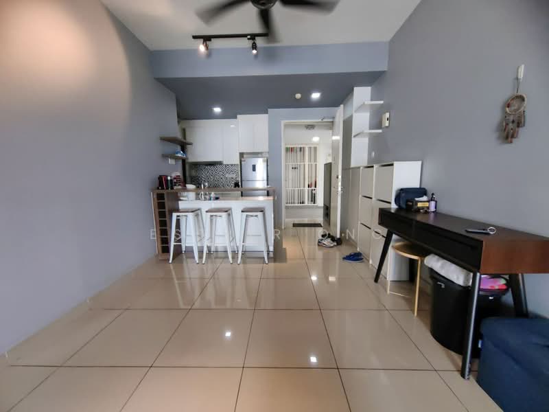 Service Residence for Sale at Paramount Utropolis - Esther Ong - Kitchen - PropertyGuru.com.my