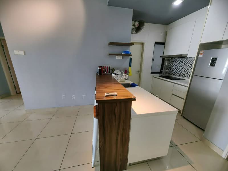 Service Residence for Sale at Paramount Utropolis - Esther Ong - Kitchen - PropertyGuru.com.my