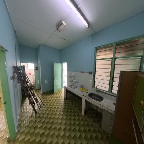 1-storey Terraced House for Rent in Sitiawan (Perak) - Lingko Tan - Kitchen - PropertyGuru.com.my