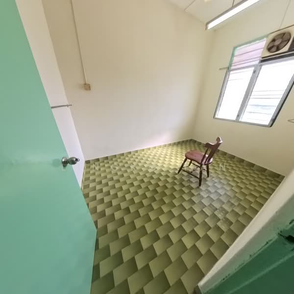 1-storey Terraced House for Rent in Sitiawan (Perak) - Lingko Tan - Bedroom  - PropertyGuru.com.my