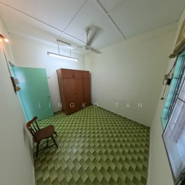 1-storey Terraced House for Rent in Sitiawan (Perak) - Lingko Tan - Bedroom  - PropertyGuru.com.my
