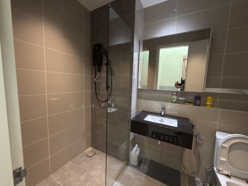 Condominium for Rent at The Maple Residences - Cliff Siow - Bathroom - PropertyGuru.com.my
