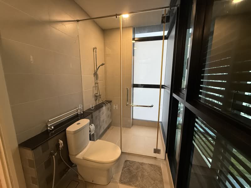 Kondominium untuk Disewa di Setia V Residences - Ruth Ong - Bathroom - PropertyGuru.com.my