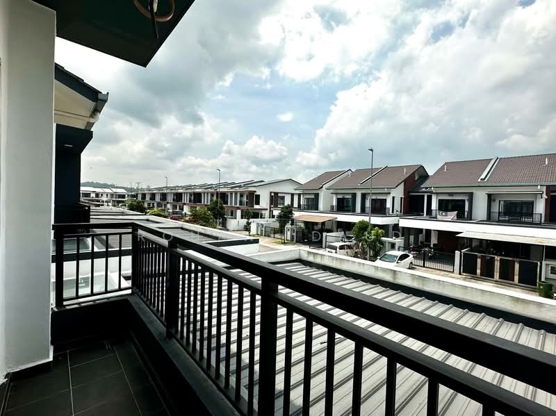 Rumah Berkembar untuk Disewa di Dengkil (Selangor) - Rohani Daud - Exterior - PropertyGuru.com.my