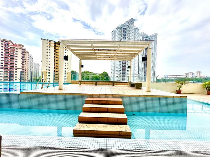 Servis Apartment untuk Dijual di Serviced Residence @ Pelangi Damansara Sentral - Muhd Salehuddin - Pool - PropertyGuru.com.my